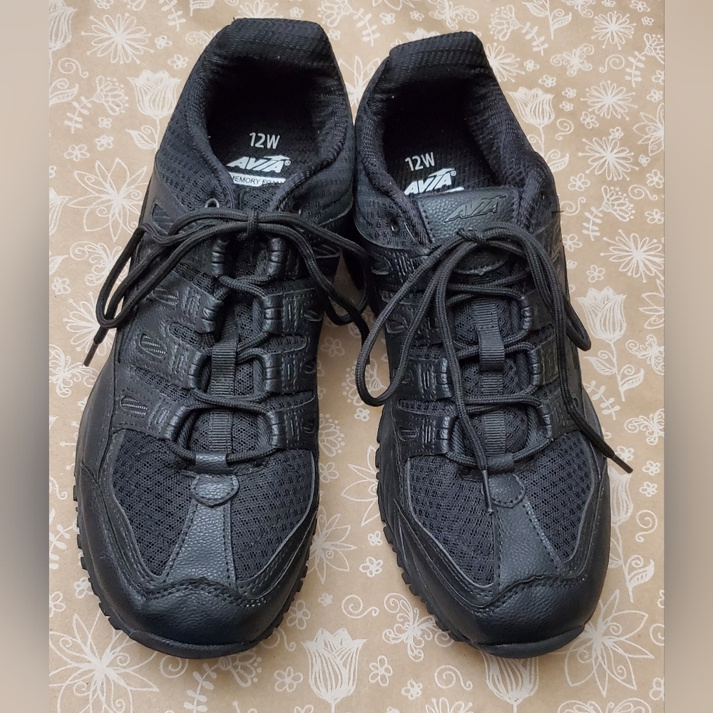 Avia Womens Black Athletic Shoes**12Wide**Memory Foam Cushioning